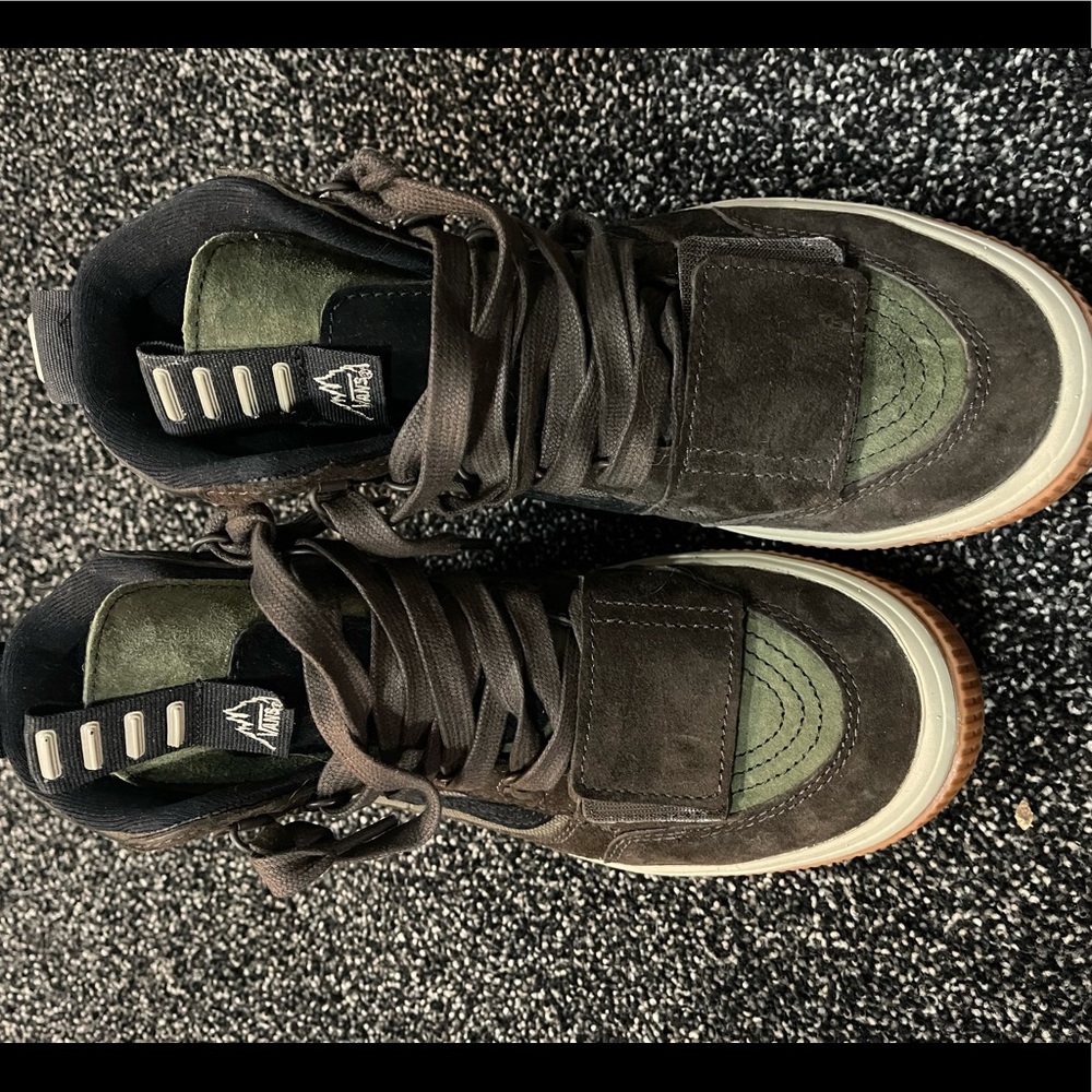 VANS SCOTCH GUARD HIGH TOPS